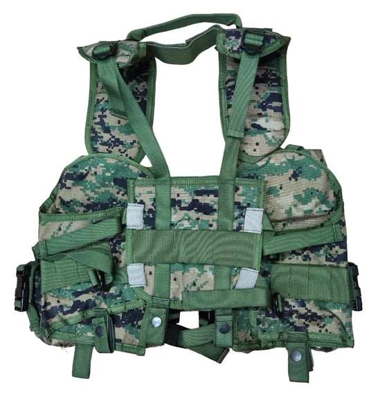 SWAT Tactical Vest(Digital Woodland)